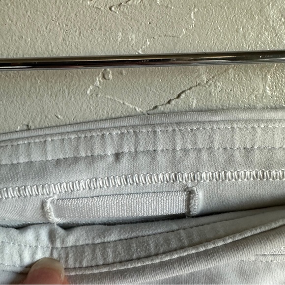 Lululemon Speed Up Short *2.5" Inseam Size 6 in White - Picture 7 of 12